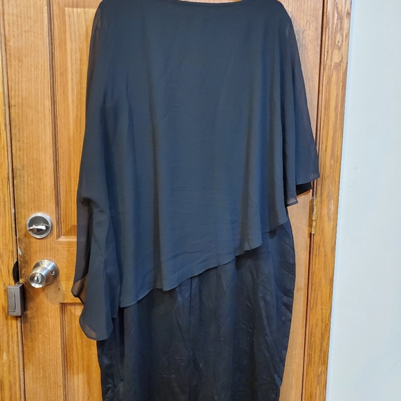 NWT Hanna Nikole Women's Black Formal Evening Dress Sleeveless Cape Size 20W - Picture 4 of 11
